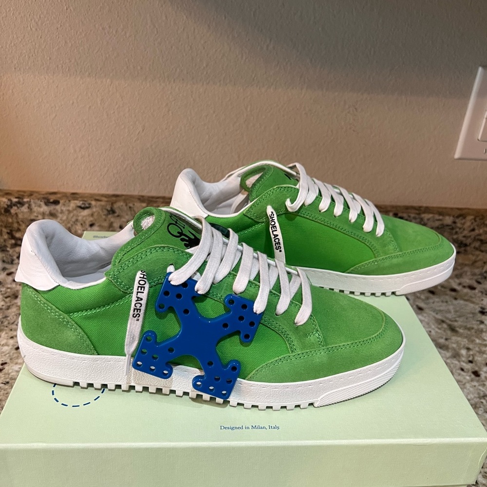 Off-White Sneakers
